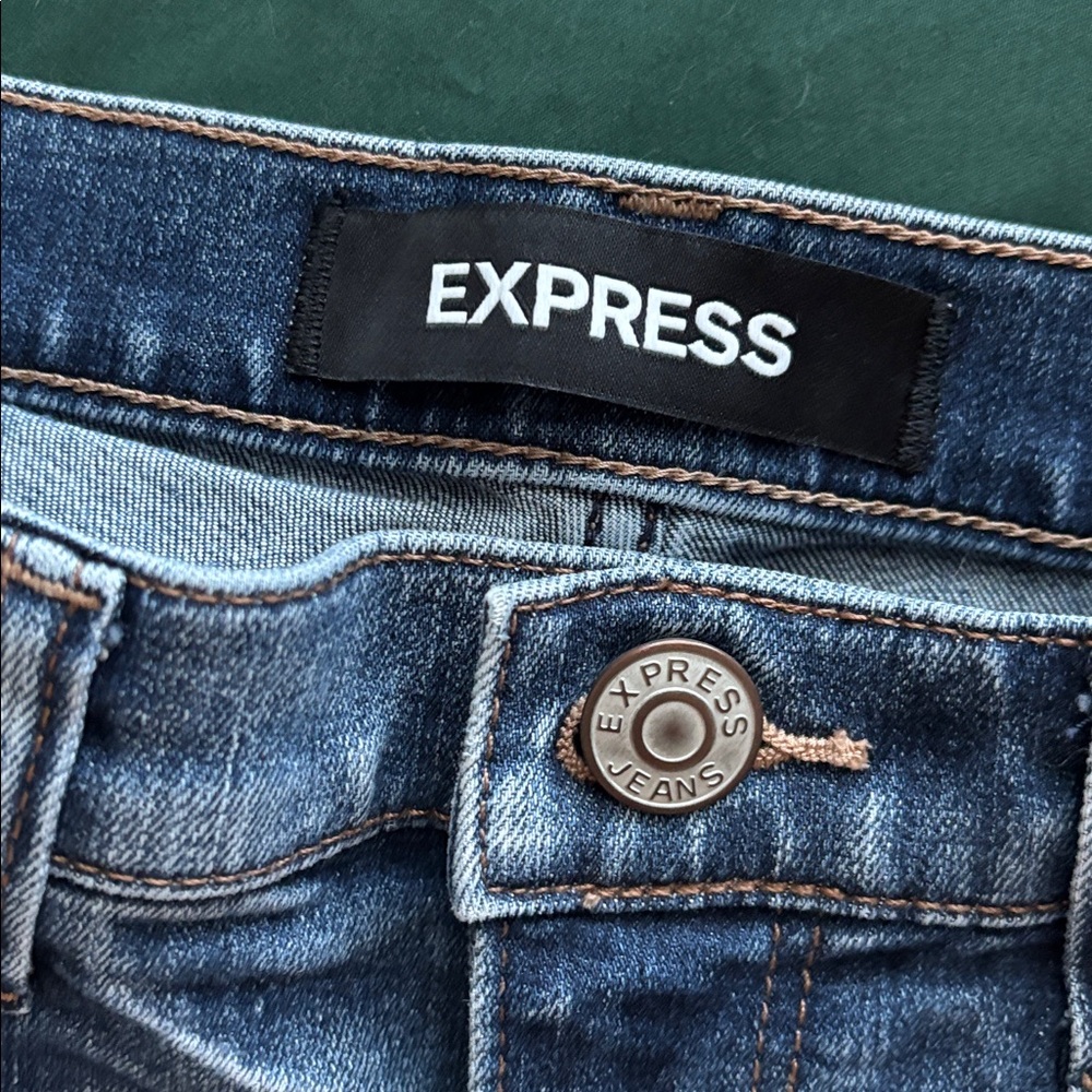 Express Girlfriend High Rise Jeans 2 - Picture 2 of 5